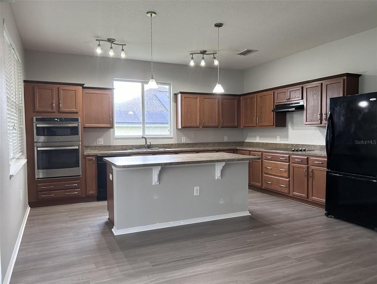 4432 Barbados Loop - Photo 5 of 19