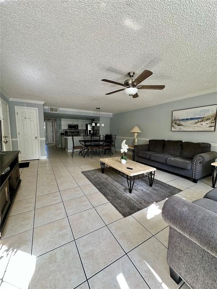 5012 Laguna Bay Circle #73 - Photo 3 of 25