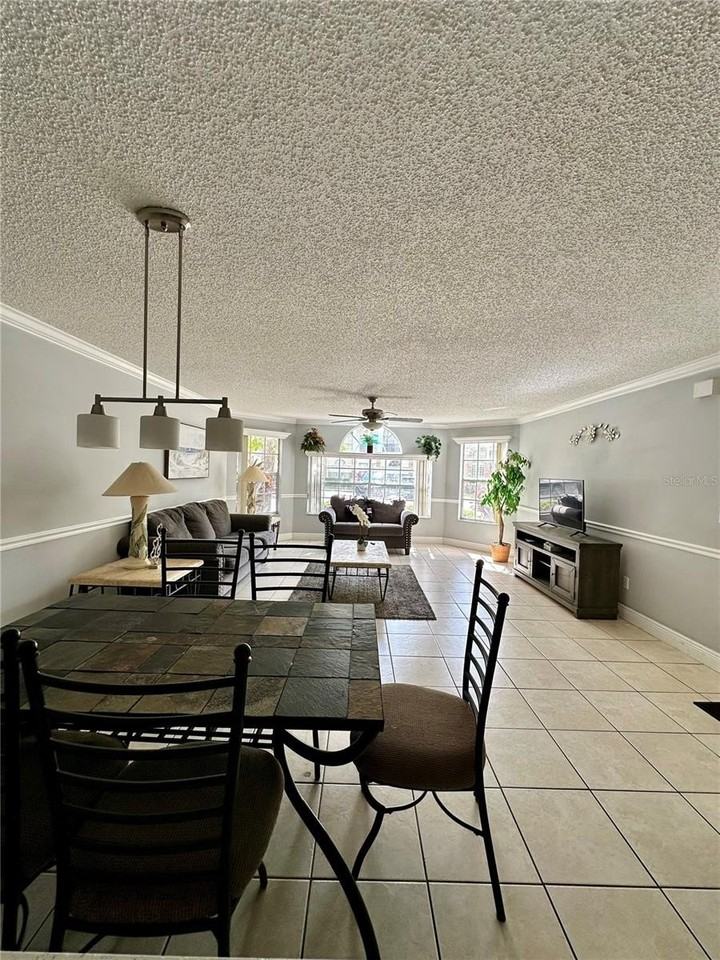 5012 Laguna Bay Circle #73 - Photo 5 of 25