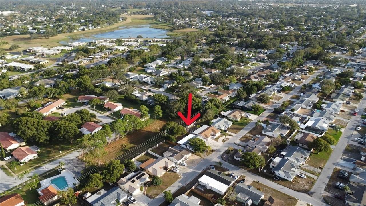 11300 Yellowwood Ln - Photo 5 of 31