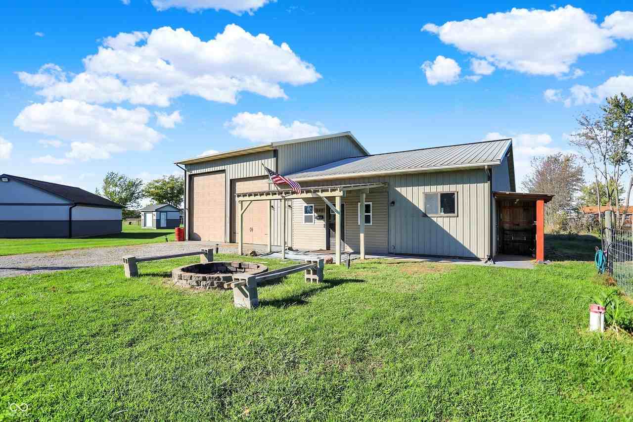 940 W 1090 N - Photo 4 of 50