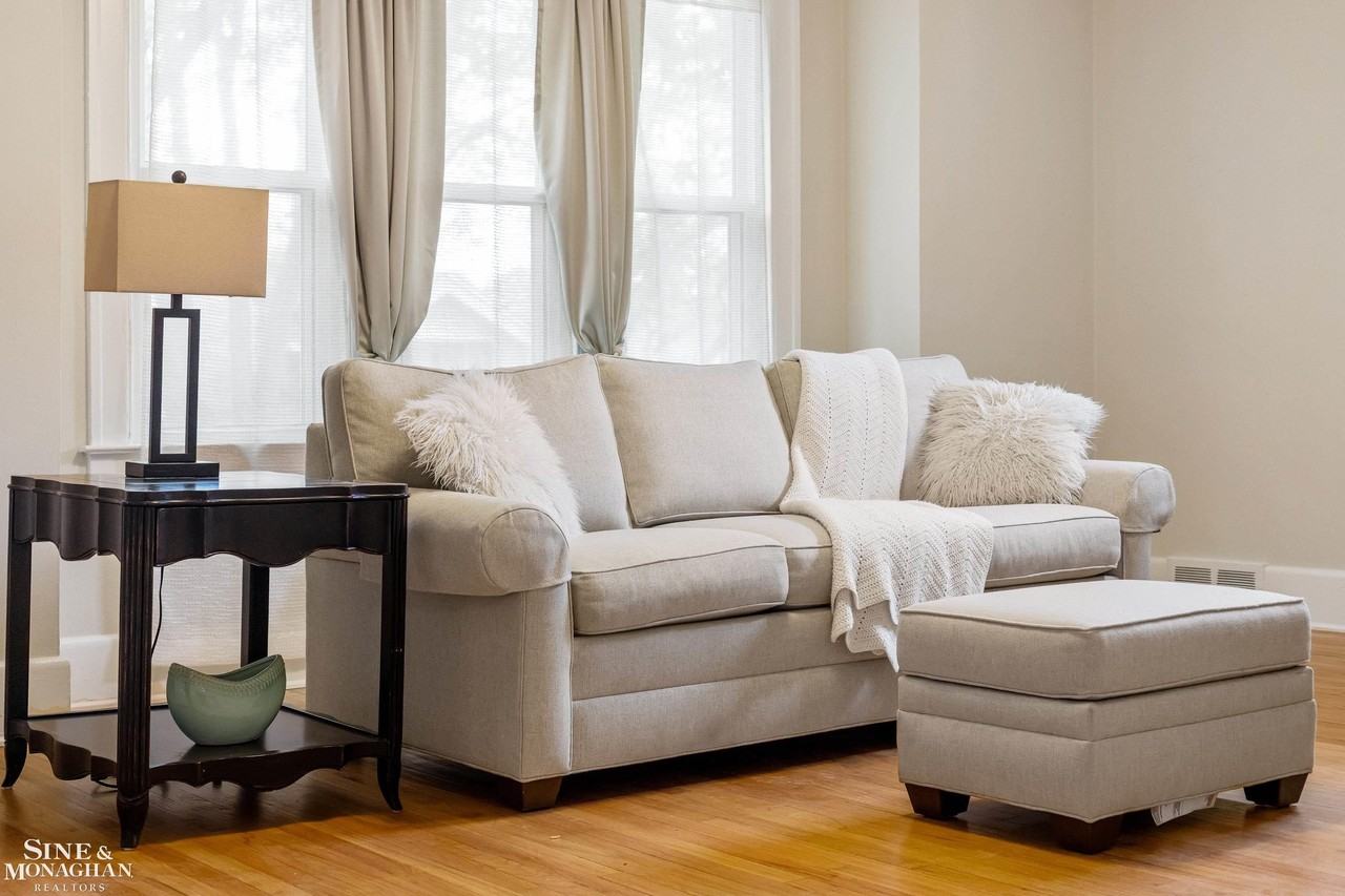 1332 Maryland St - Photo 3 of 24