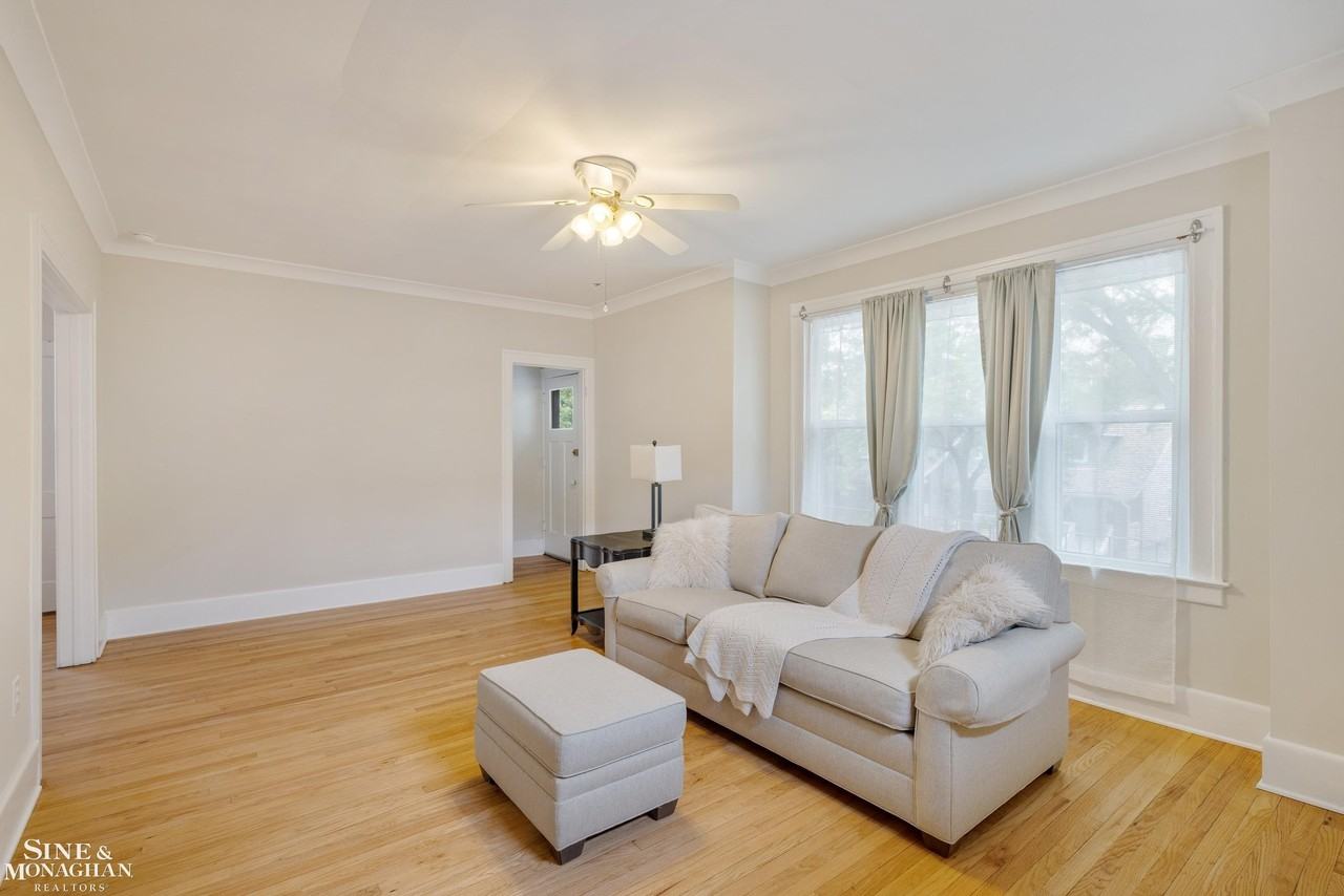 1332 Maryland St - Photo 4 of 24