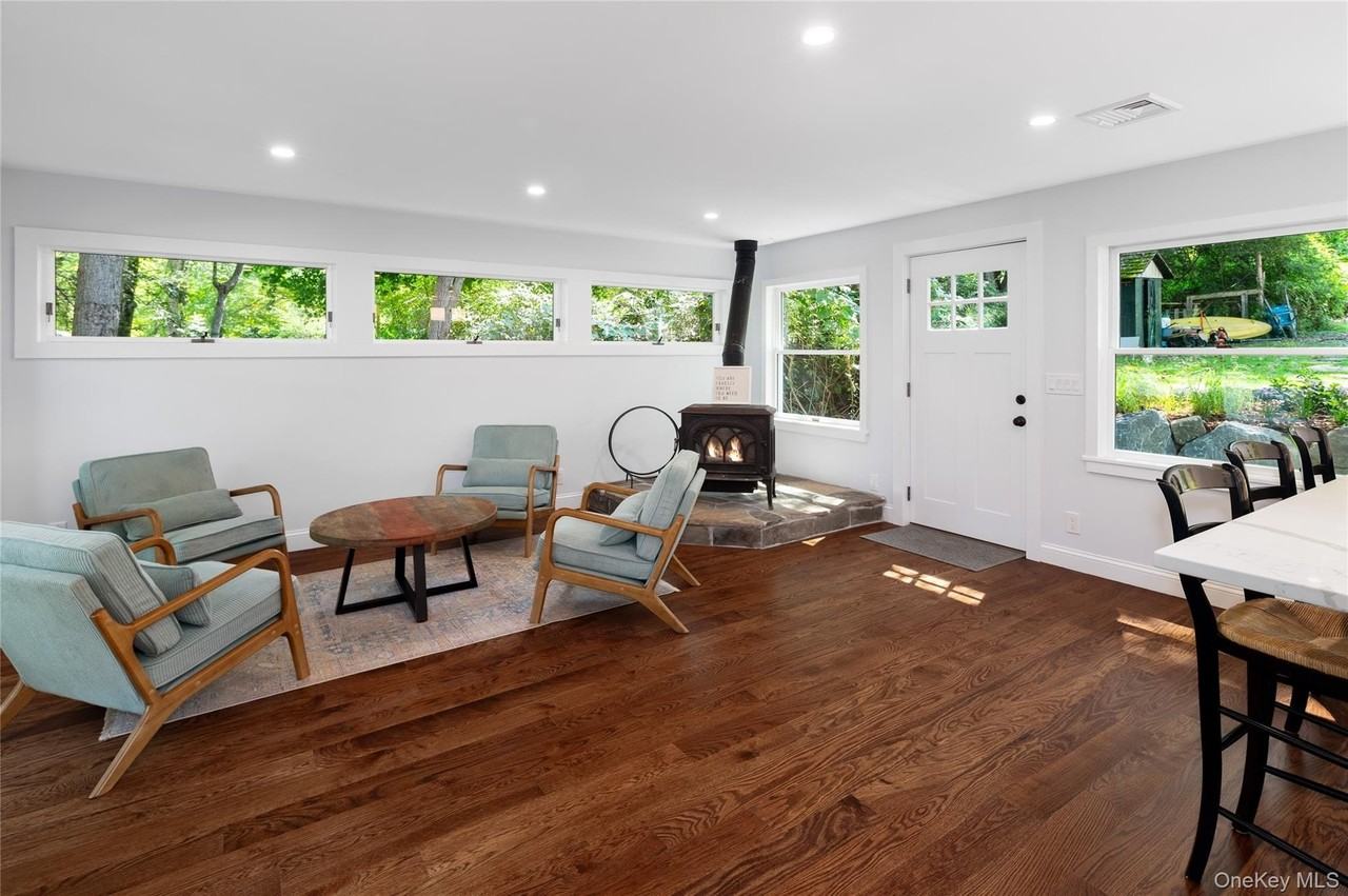 9 S Shore Dr - Photo 4 of 35