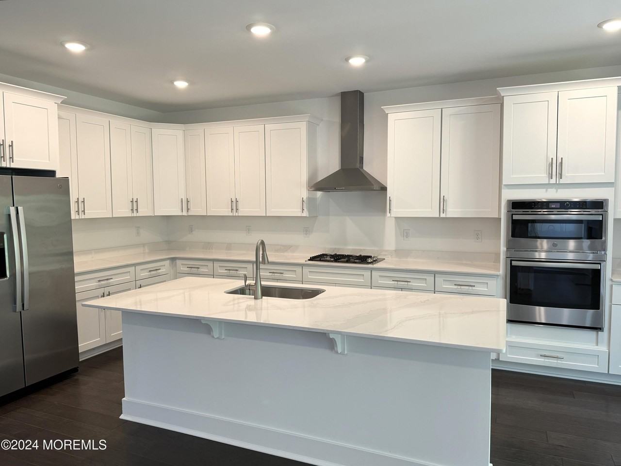 153 Woolley Ct - Photo 3 of 21