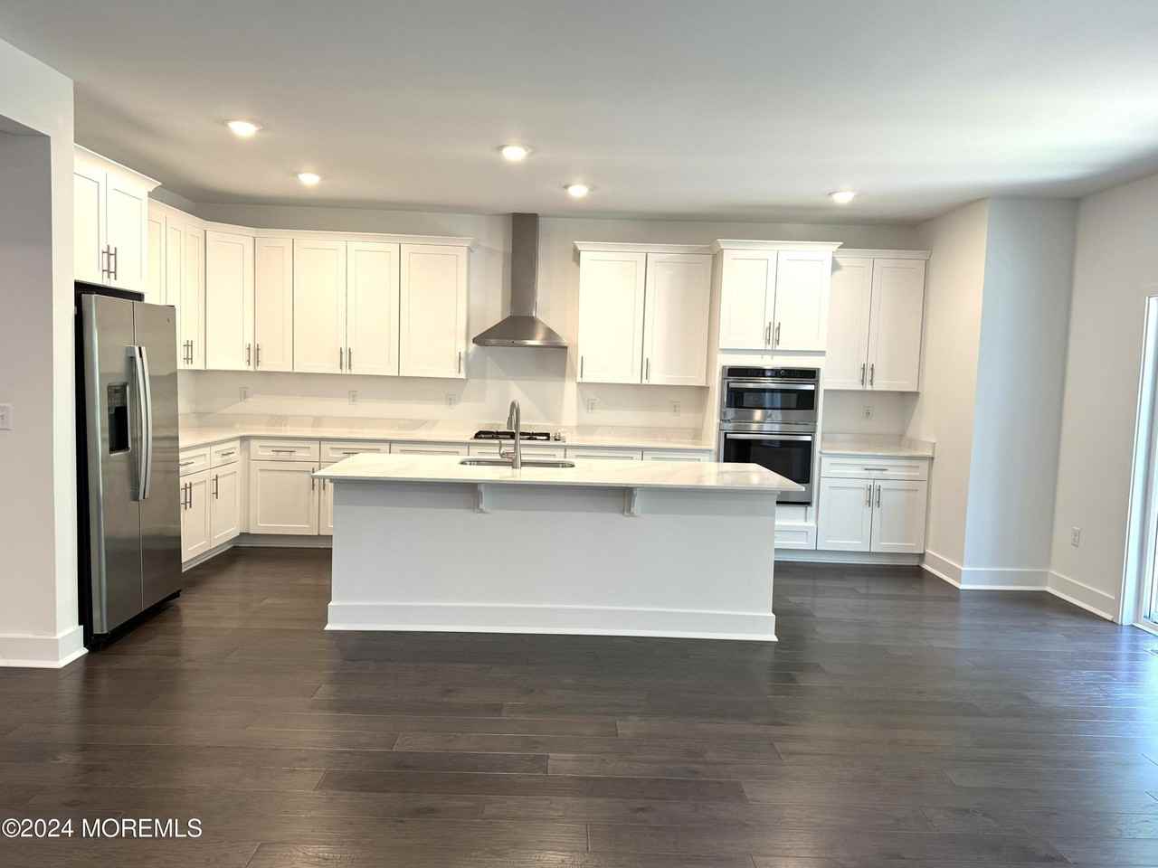 153 Woolley Ct - Photo 4 of 21