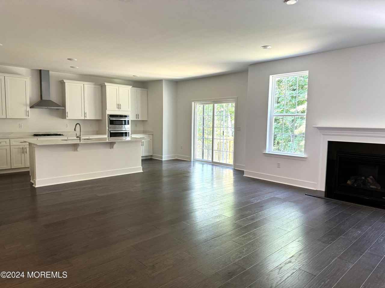 153 Woolley Ct - Photo 5 of 21