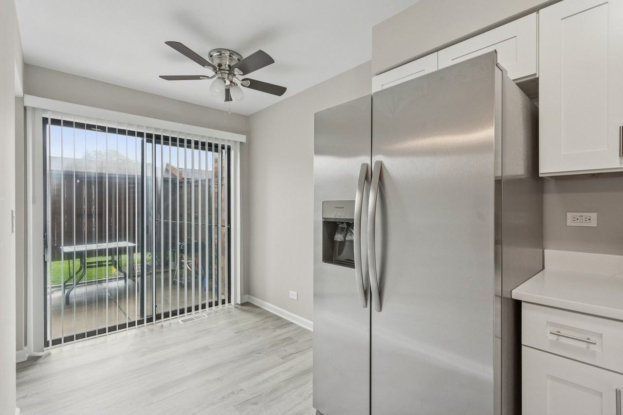 4 Tower Court - Photo 7 of 20