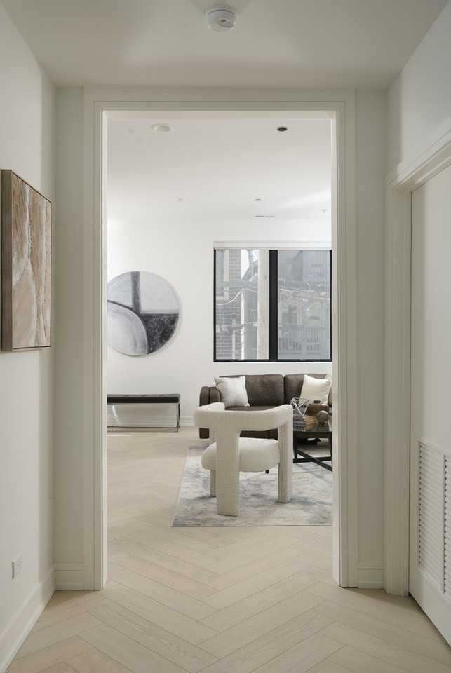 1500 N Wieland St #2W - Photo 2 of 7