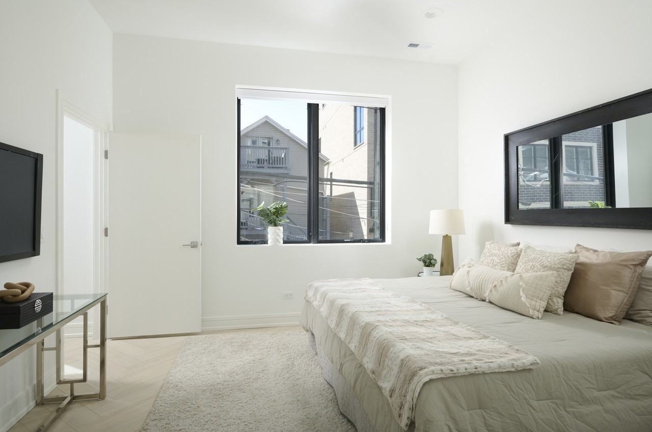 1500 N Wieland St #2W - Photo 6 of 7