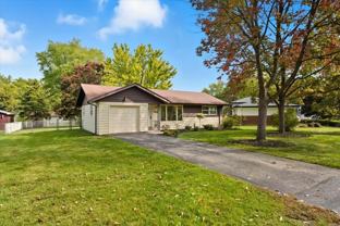 2124 Burr Oak Ln - Photo 1 of 1