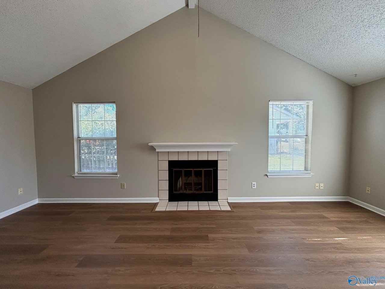 2536 Clovis Rd Sw - Photo 3 of 23