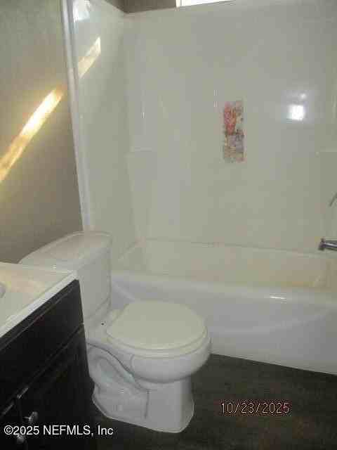 11384 Deerwood Circle - Photo 3 of 22