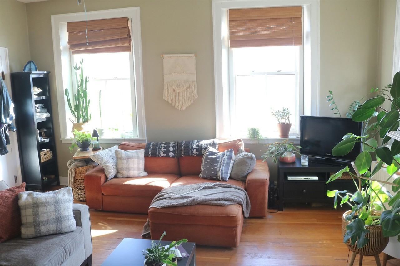 160 N Main St - Photo 7 of 20