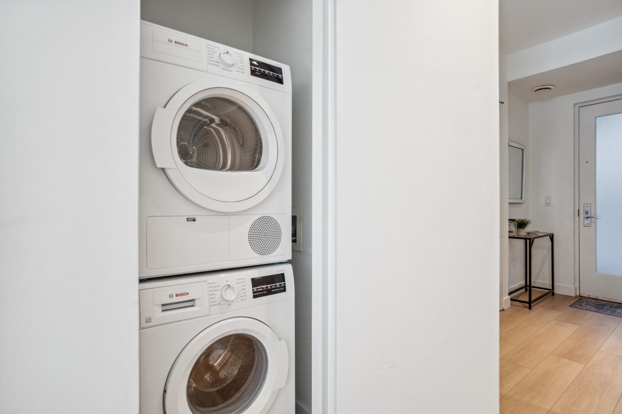 71 East Pender Street #202 - Photo 2 of 6