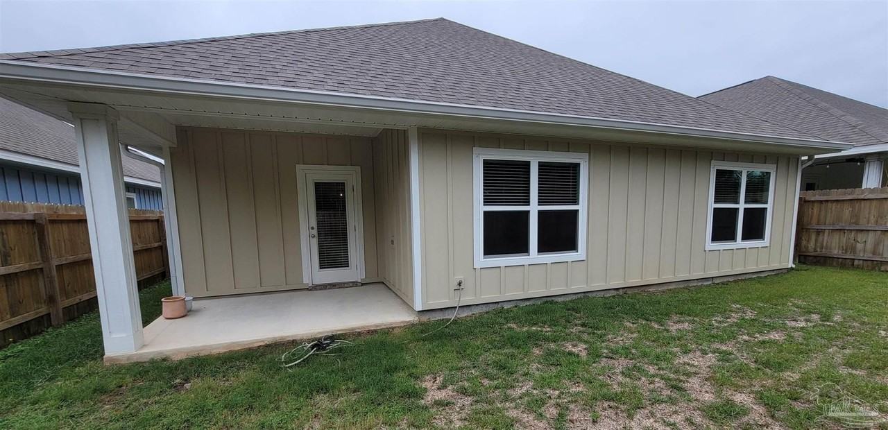 5748 Conley Ct - Photo 4 of 22