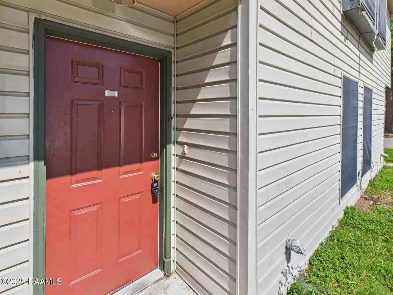 201 High Meadows Blvd #122 - Photo 3 of 20