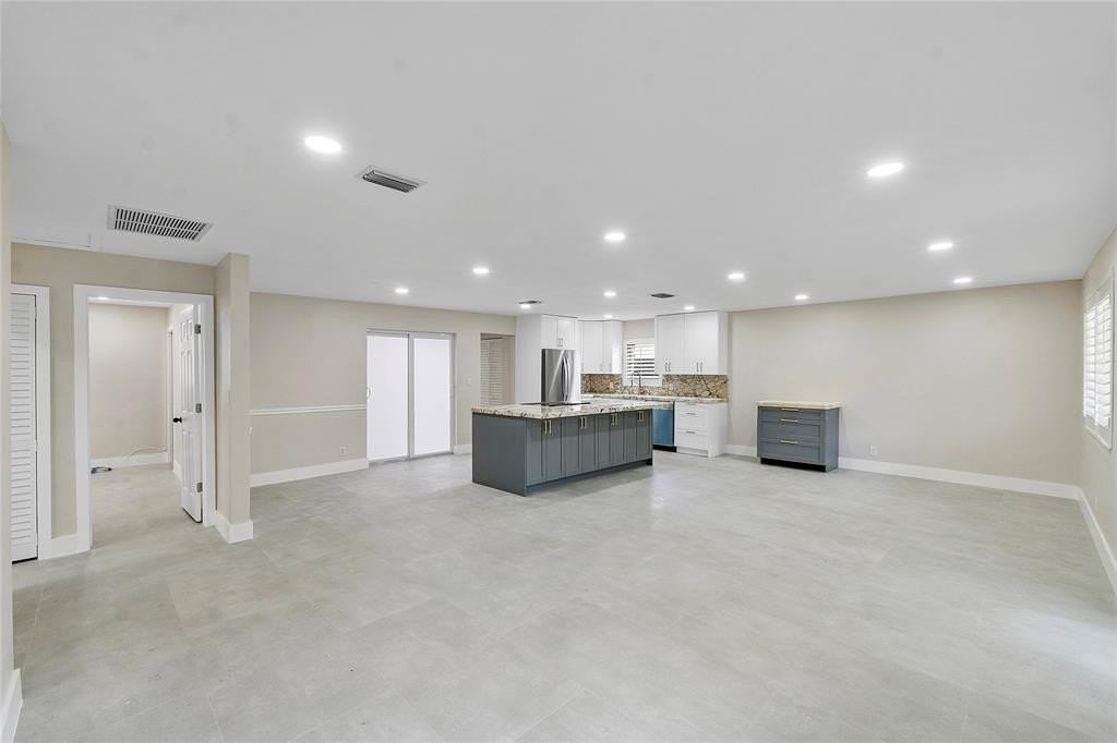 828 Johnson St - Photo 6 of 50