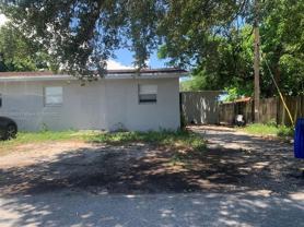 900 Northwest 17th Avenue #EAST - Photo 1 of 1