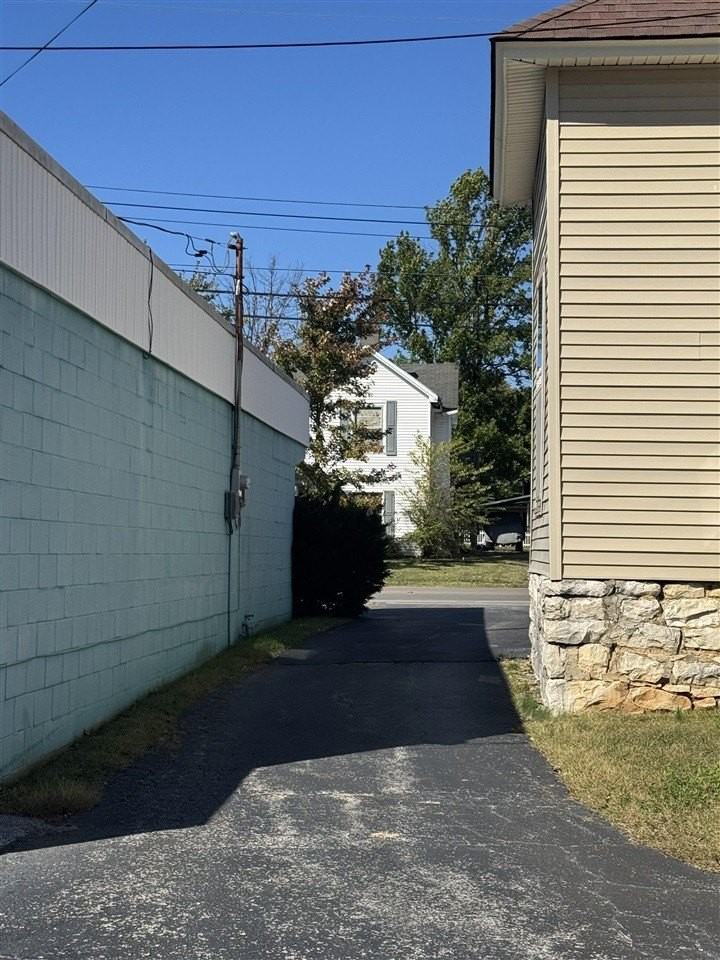 1064 Us 31w Byp - Photo 4 of 4