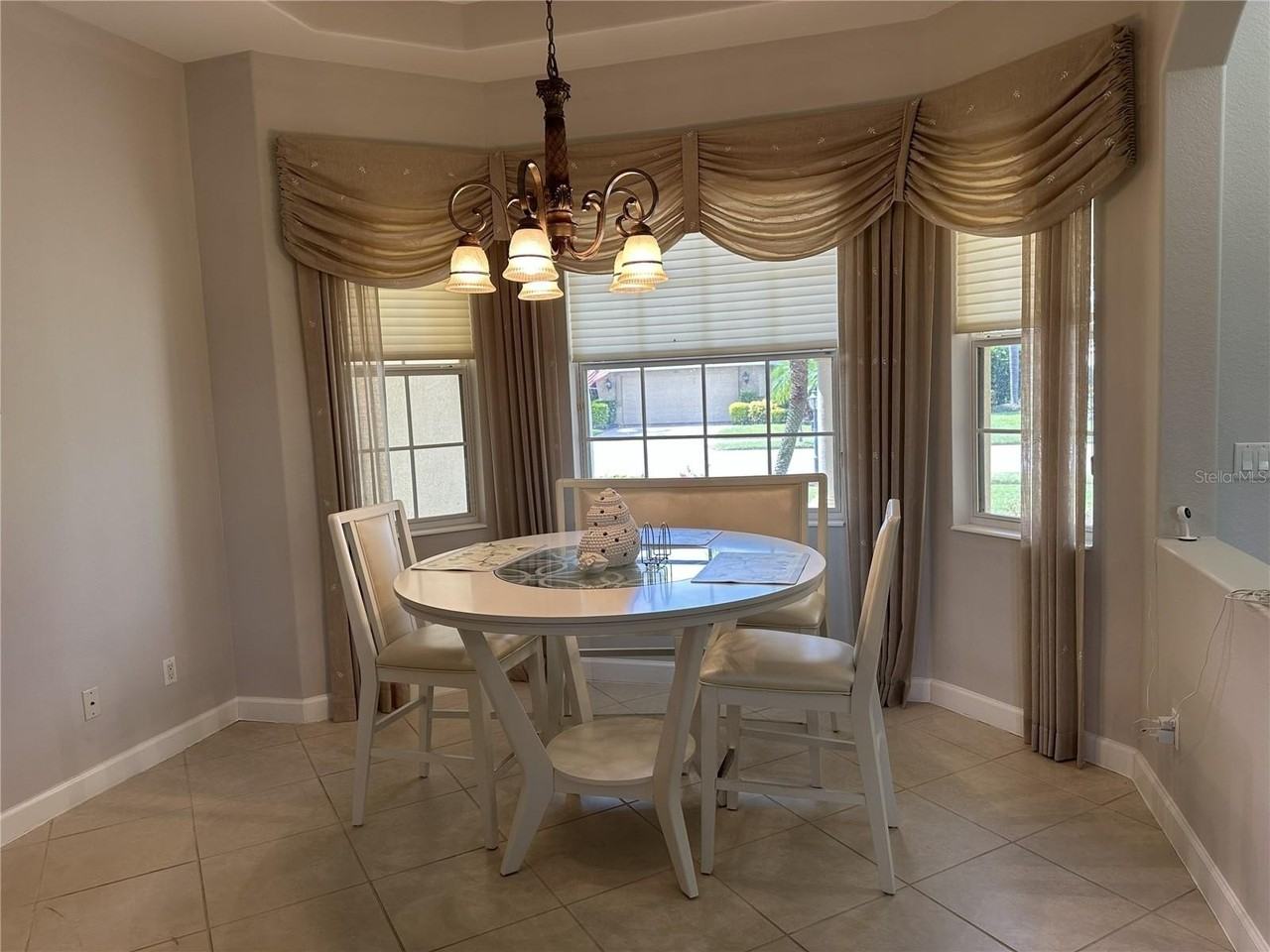 218 Montelluna Dr - Photo 7 of 33