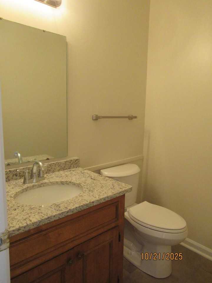 22 Hackberry Ct - Photo 6 of 25