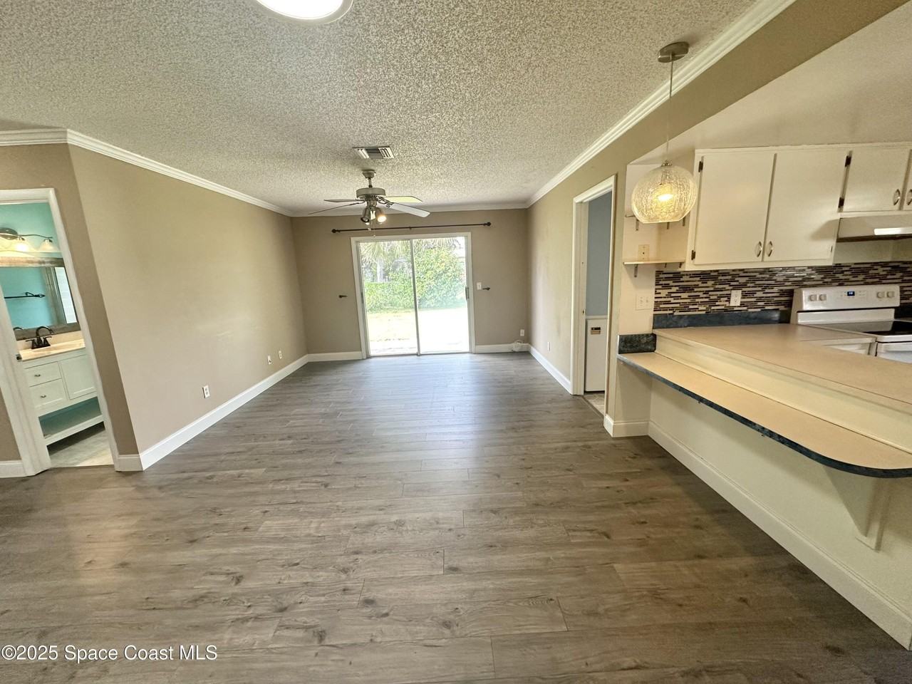 350 Vesta Cir - Photo 7 of 20