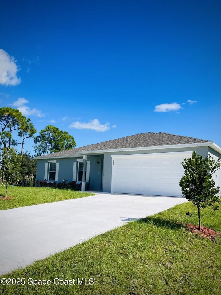 1101 San Filippo Dr Se - Photo 4 of 38