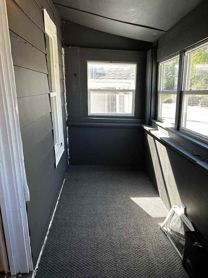 1822 North Sheridan Road - Photo 4 of 17