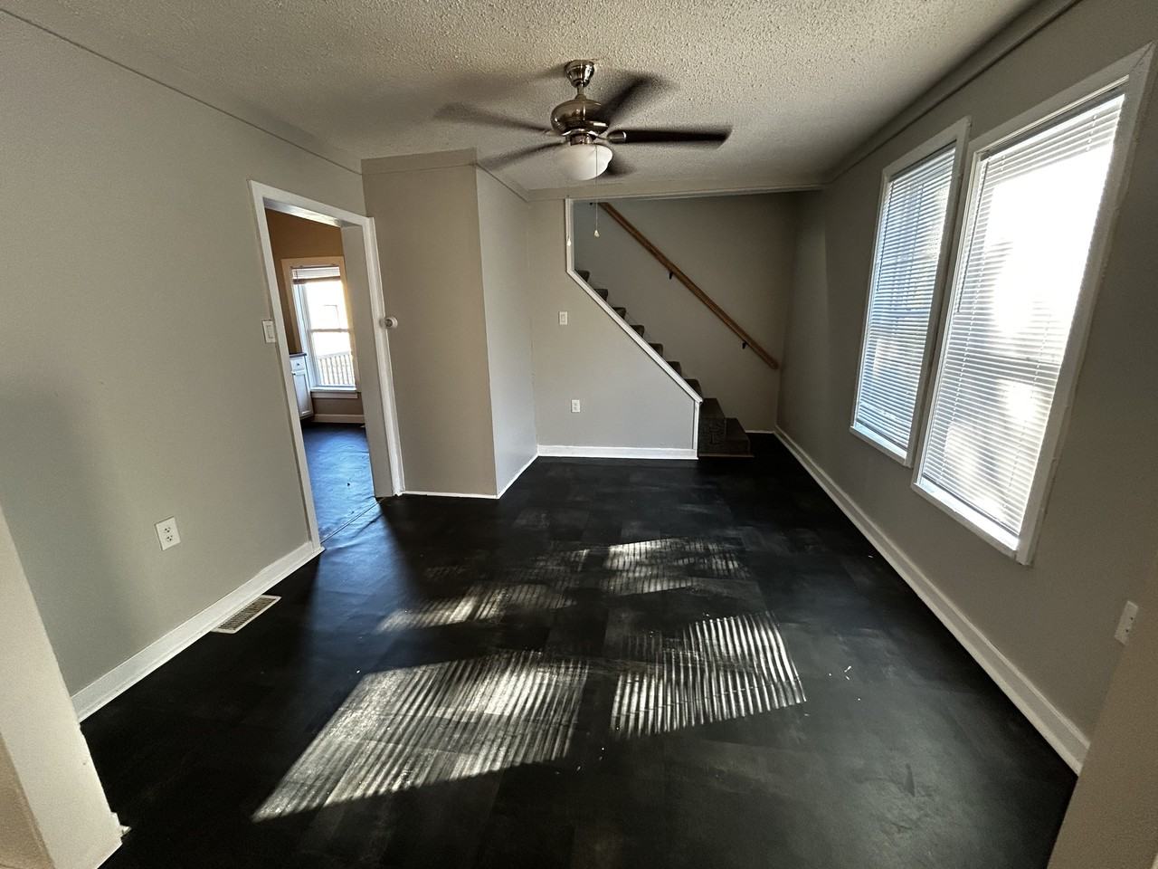 1822 North Sheridan Road - Photo 7 of 17