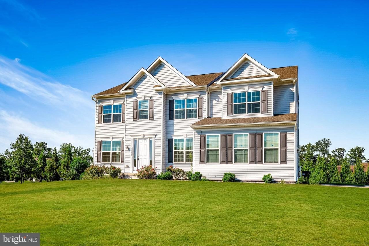 1022 Fawn Haven Walk - Photo 2 of 46