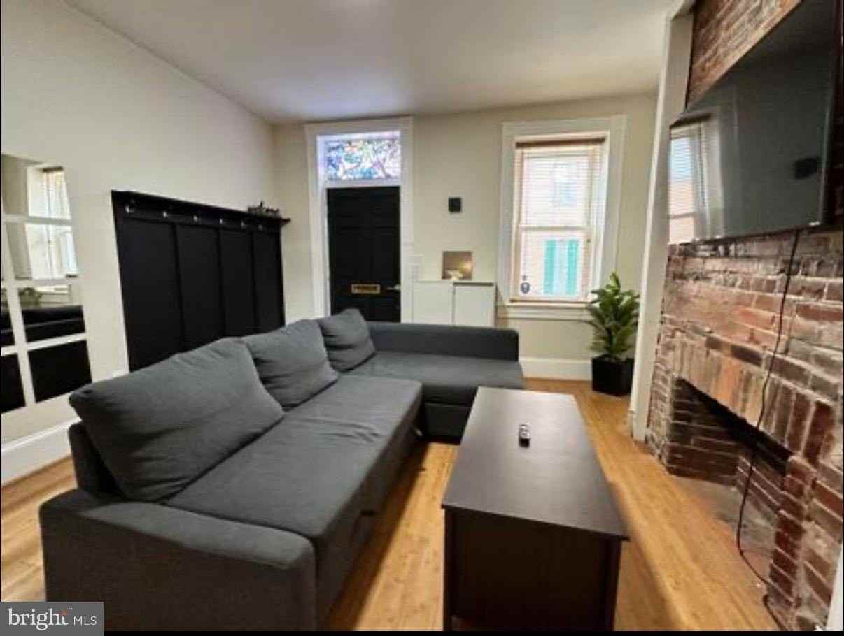 2112 Cambridge Street - Photo 3 of 20