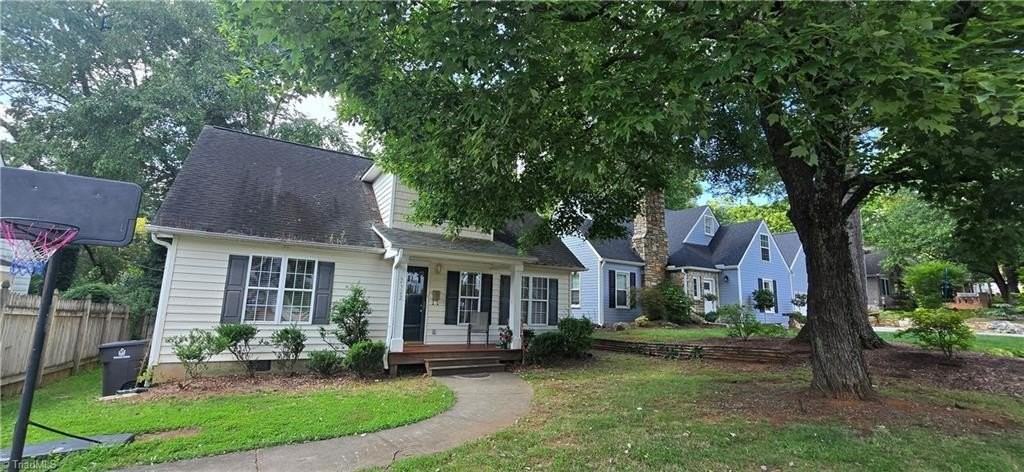 2322 Walker Avenue - Photo 2 of 25