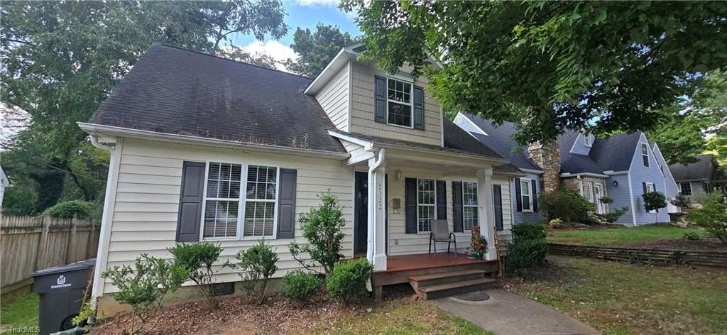 2322 Walker Avenue - Photo 3 of 25