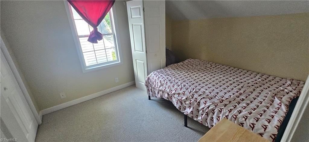 2322 Walker Avenue - Photo 5 of 25