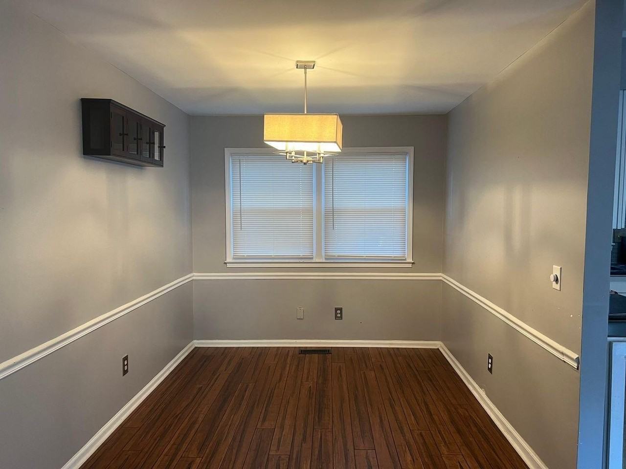 5912 Pinetree Court - Photo 4 of 18