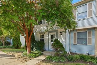 2832 S Meade St - Photo 1 of 1