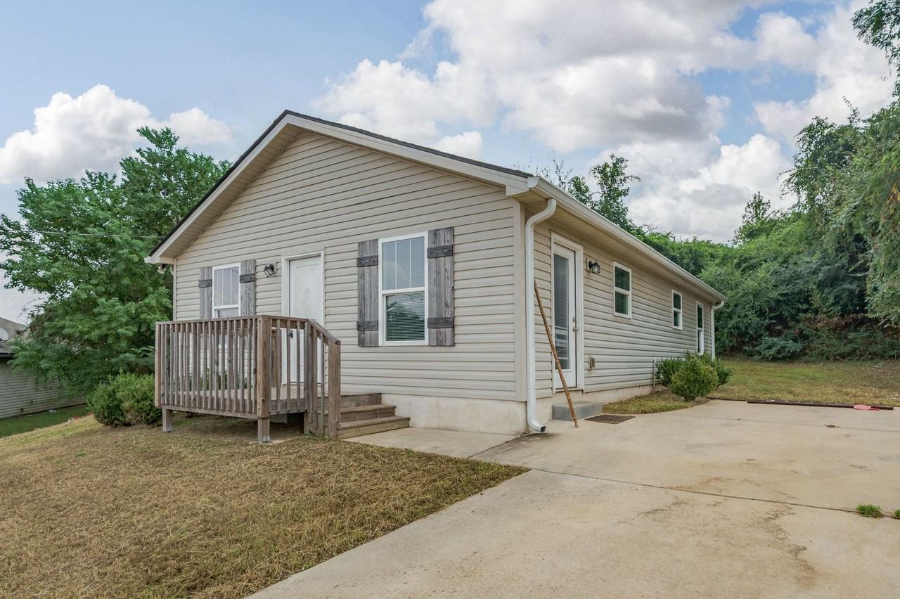 3017 3rd Pl E - Photo 2 of 20