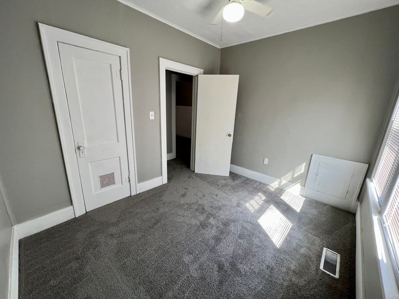 625 N 10th St - Photo 4 of 10