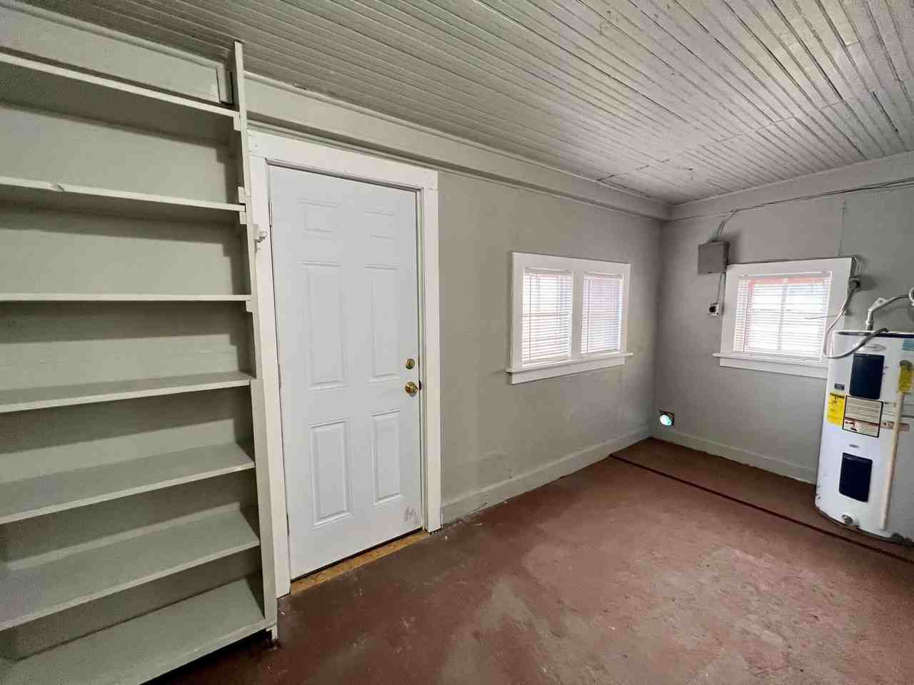 625 N 10th St - Photo 7 of 10