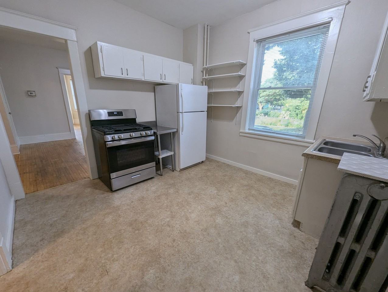 Thomas Avenue - Photo 4 of 10