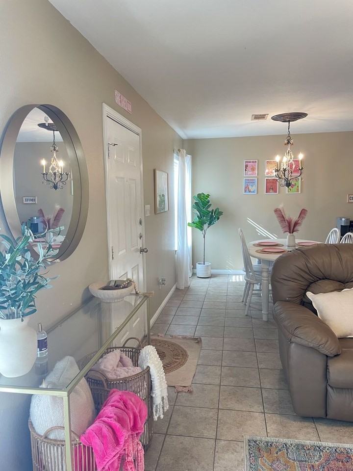 910 Monte Carlo - Photo 6 of 21