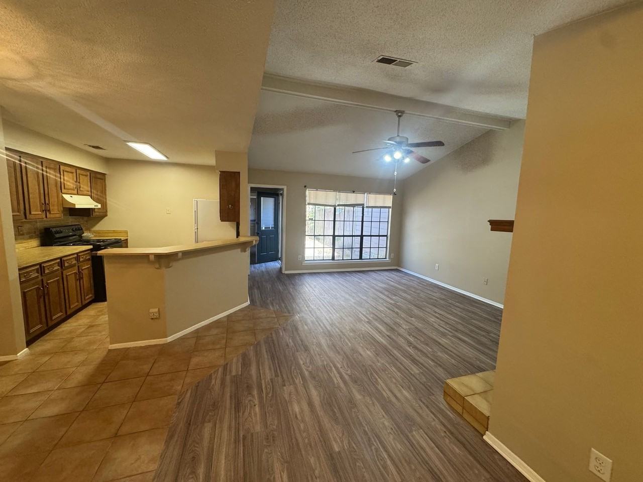 588 Hollow Wood Road - Photo 3 of 20