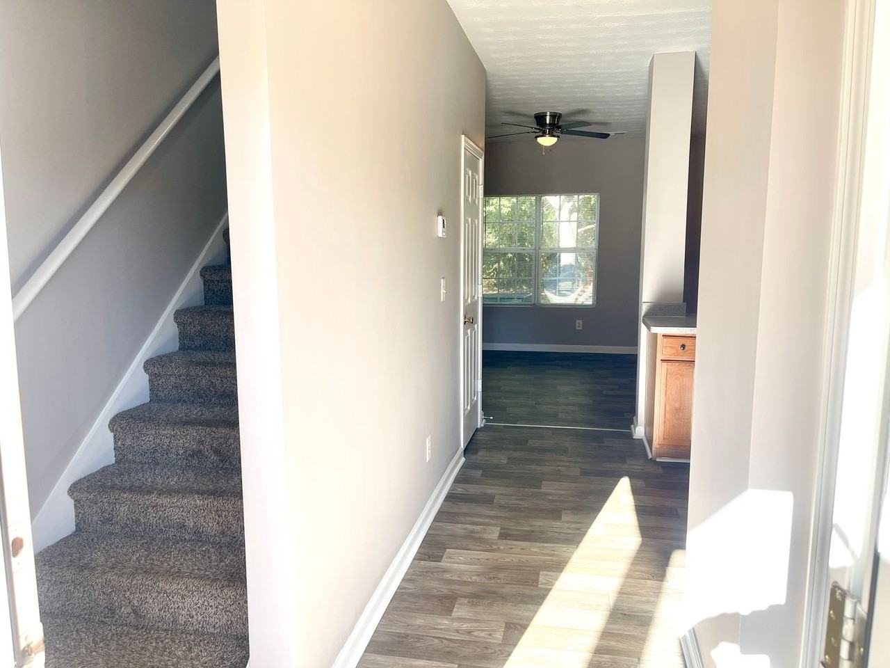 1550 Eastern Sunrise Ln - Photo 2 of 21