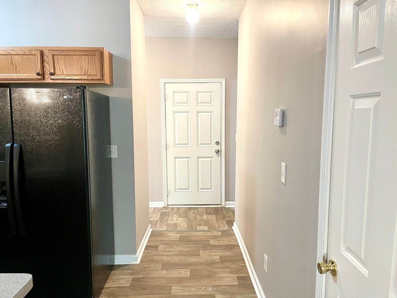 1550 Eastern Sunrise Ln - Photo 5 of 21