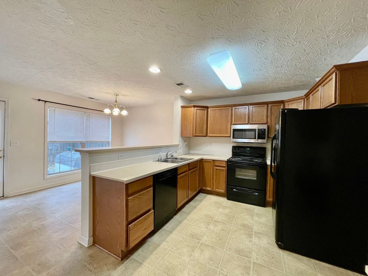 3036 Many Oaks Park - Photo 3 of 35