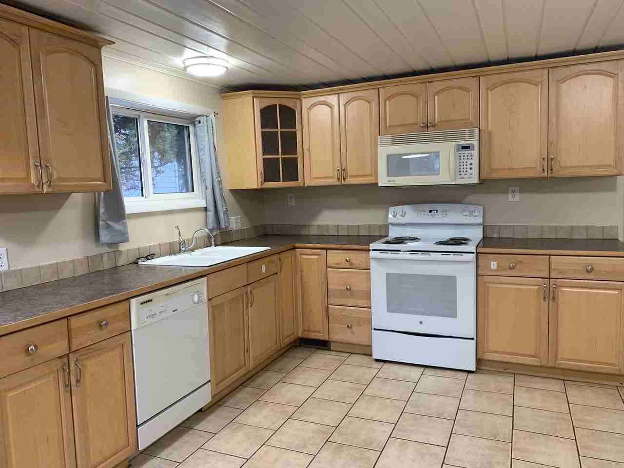 1126 E Garden Ave - Photo 2 of 6