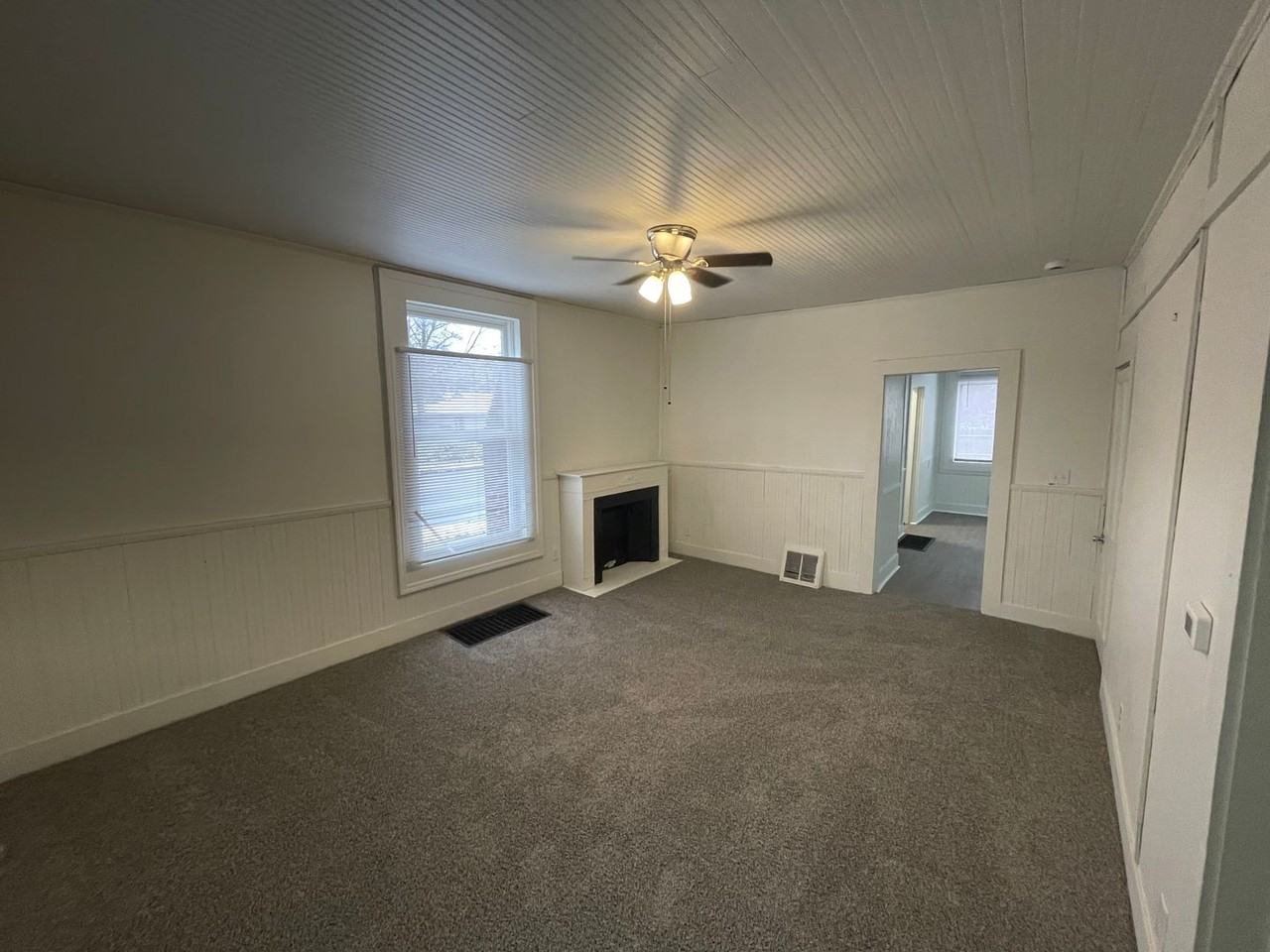 703 Park Ave - Photo 7 of 29