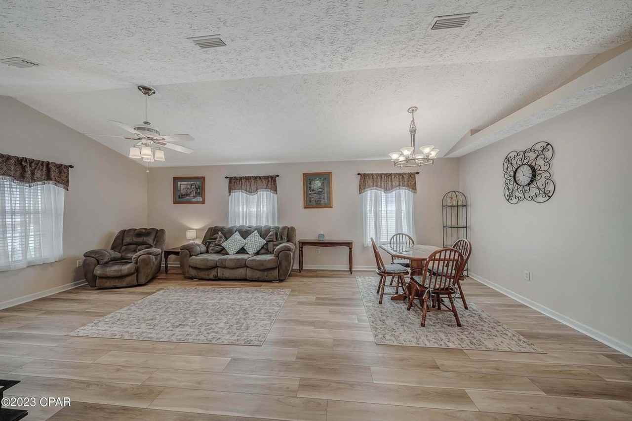 11629 Sand Castle Ln - Photo 6 of 40