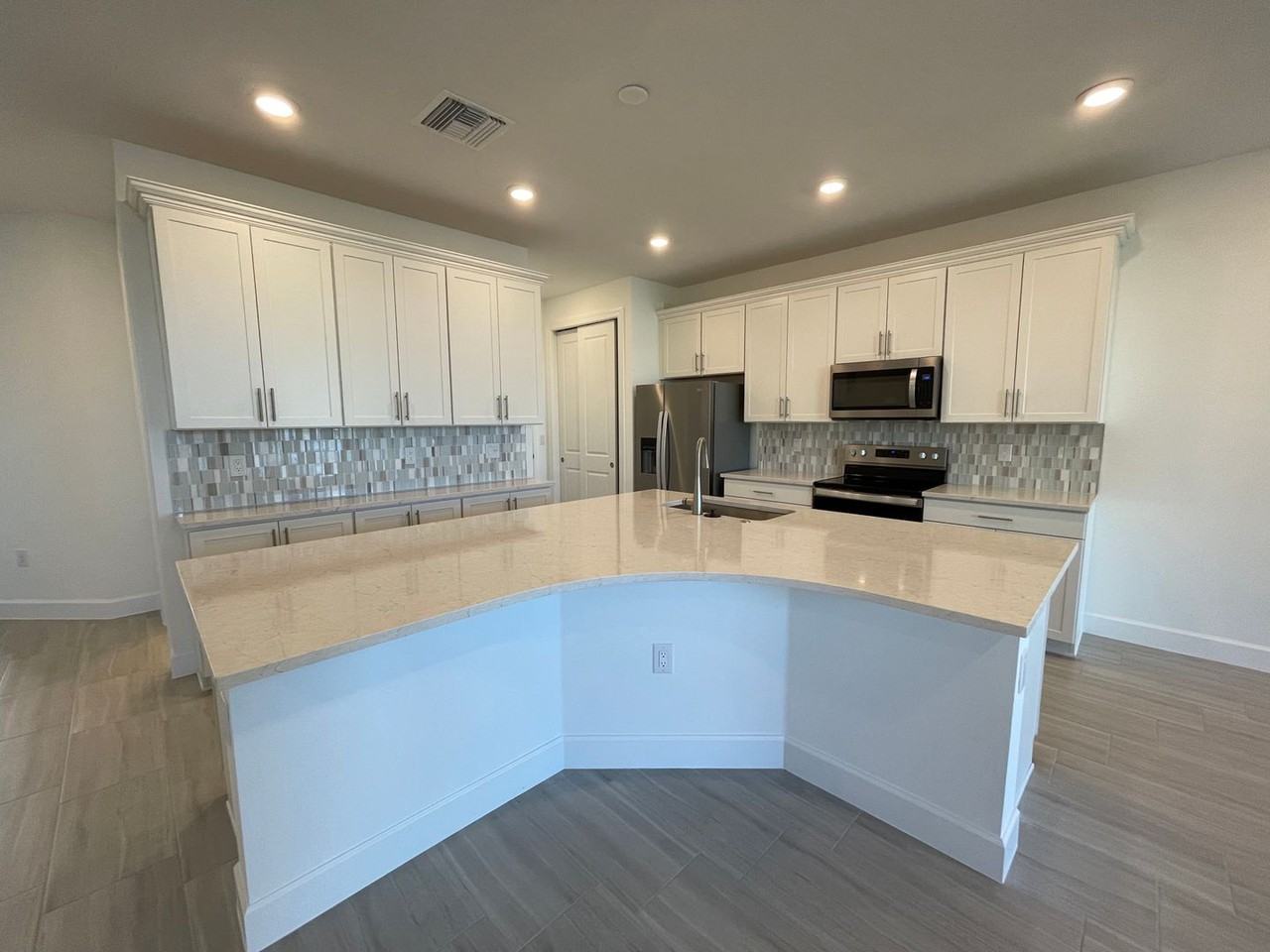 4149 Sonoma Oaks Cir - Photo 6 of 39